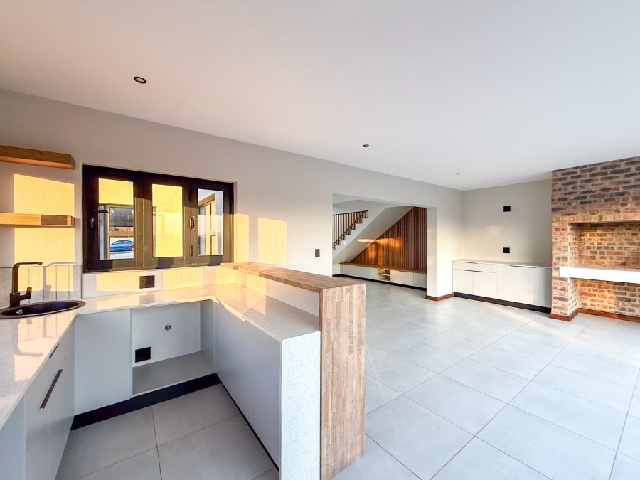 4 Bedroom Property for Sale in Landsmeer Residential Estate North West
